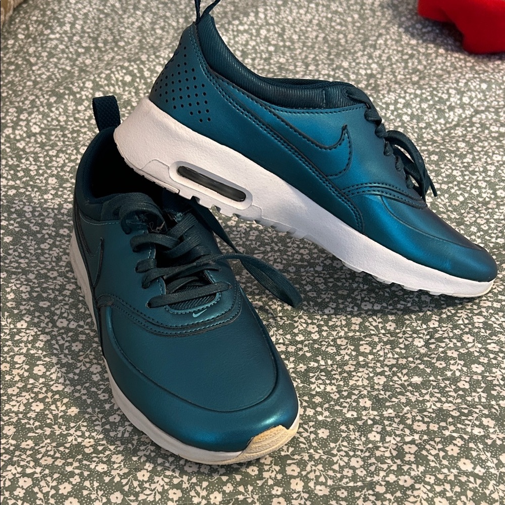 Nike Dark Teal Athletic Shoes